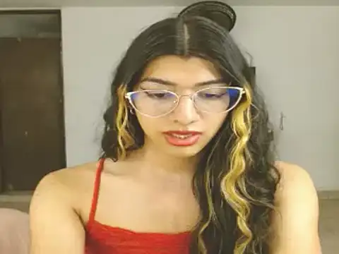 engielphoenis14 online show from 12-11-24, 11:32