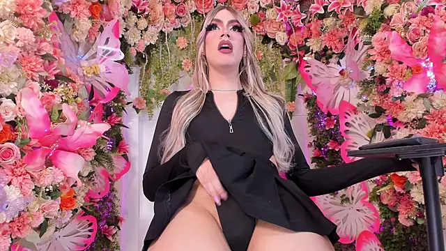 Laurenn evans online show from 12-17-25, 09:10