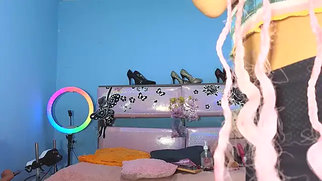 gabbiefoxthx online show from 01-09-25, 04:41