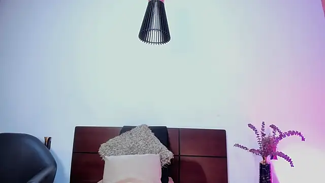 LucyJhonnsonn online show from 12-16-24, 10:34