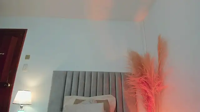 LucyJhonnsonn online show from 01-18-25, 11:44