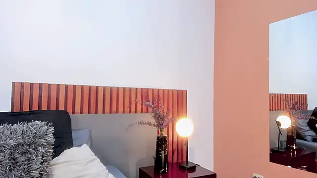 LucyJhonnsonn online show from 03-18-25, 01:10