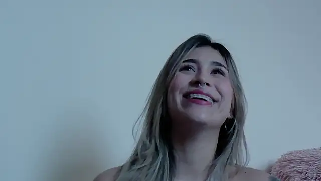 LucyJhonnsonn online show from 09-18-25, 06:10