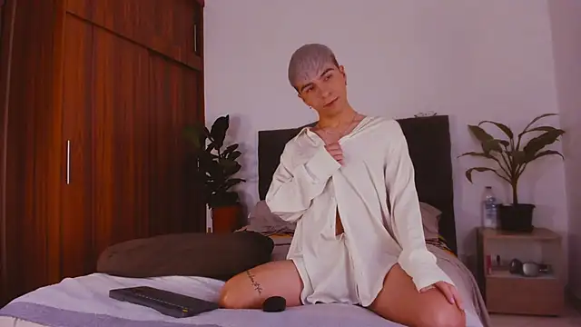 2gays 1Str8 online show from 01-31-25, 07:51