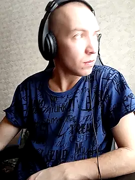 Snapshot of MityaXLoves chatting on 03-09-25, 06:28 MityaXLoves online show from 03-09-25, 06:28