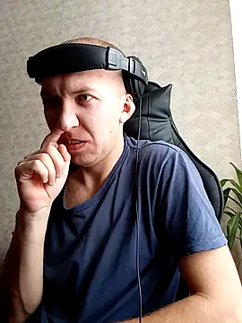 Snapshot of MityaXLoves chatting on 03-09-25, 10:52 MityaXLoves online show from 03-09-25, 10:52