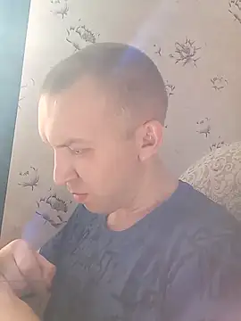 Snapshot of MityaXLoves chatting on 03-16-25, 12:11 MityaXLoves online show from 03-16-25, 12:11