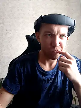 Snapshot of MityaXLoves chatting on 03-21-25, 06:49 MityaXLoves online show from 03-21-25, 06:49