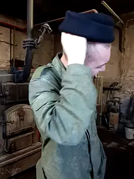 Snapshot of MityaXLoves chatting on 03-22-25, 07:25 MityaXLoves online show from 03-22-25, 07:25