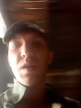 Snapshot of MityaXLoves chatting on 09-23-25, 07:00 MityaXLoves online show from 09-23-25, 07:00