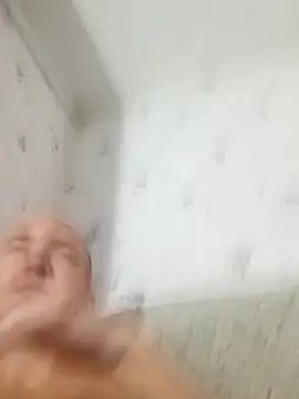 Snapshot of MityaXLoves chatting on 10-04-25, 07:01 MityaXLoves online show from 10-04-25, 07:01