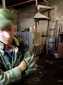 Snapshot of MityaXLoves chatting on 10-15-25, 06:19 MityaXLoves online show from 10-15-25, 06:19