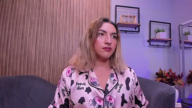 TomLondon  online show from 12-20-25, 09:38