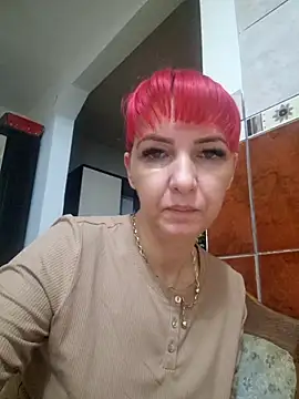 Evadesirex46 online show from 10-28-25, 08:55