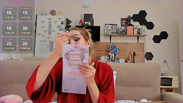 Girl alone home online show from 11-05-25, 03:45