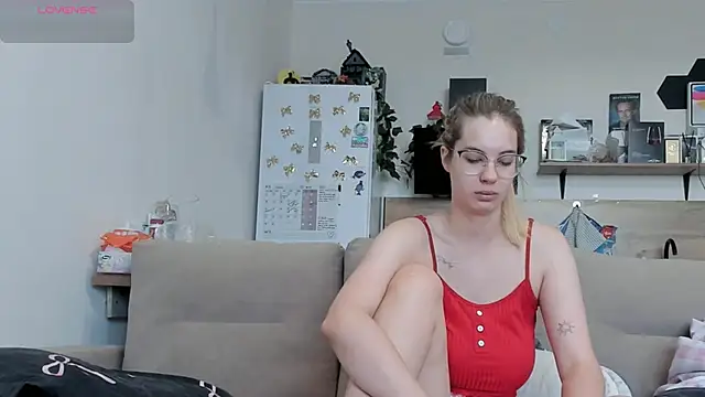 Girl alone home online show from 06-18-26, 03:40