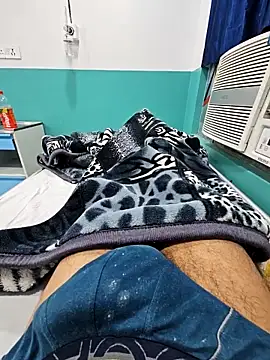 villagb12 online show from 12-17-25, 05:19