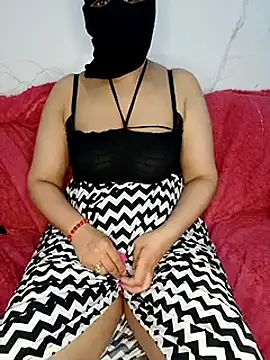 Snapshot of Saakoora chatting on 01-26-25, 07:42 Saakoora online show from 01-26-25, 07:42