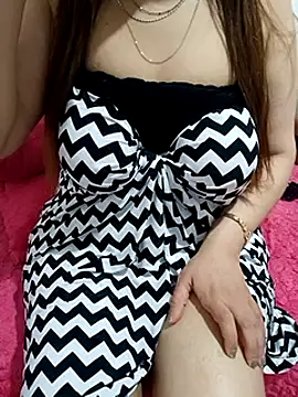 Snapshot of Saakoora chatting on 01-30-25, 12:29 Saakoora online show from 01-30-25, 12:29