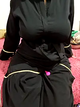 Snapshot of Saakoora chatting on 02-12-25, 09:54 Saakoora online show from 02-12-25, 09:54