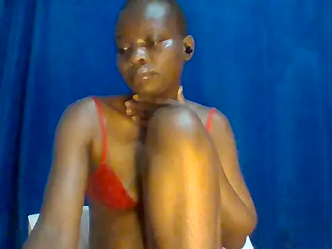 Snapshot of sweet_love00 chatting on 07-14-26, 02:05 sweet love00 online show from 07-14-26, 02:05