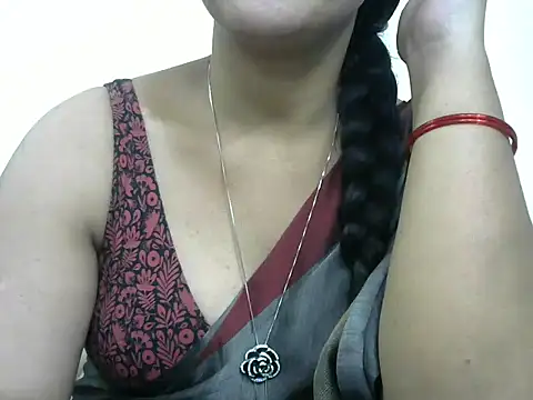 rashmika reddy online show from 02-03-26, 04:54