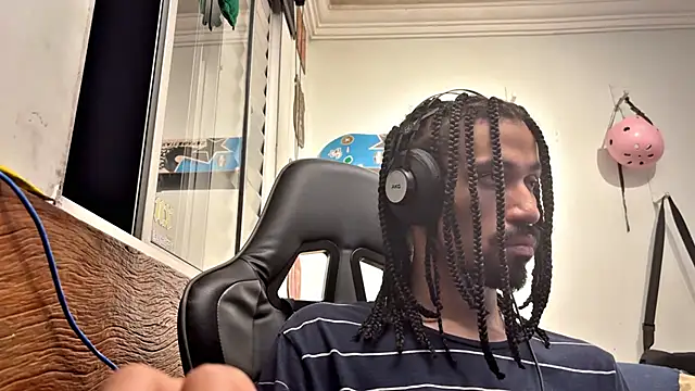 hotcamboy420 online show from 02-11-25, 04:01