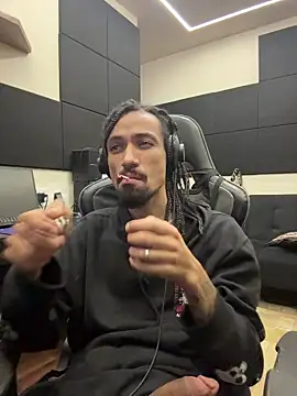 hotcamboy420 online show from 02-27-26, 06:13