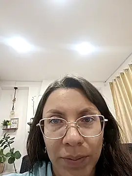 karlamorris  online show from 10-05-25, 01:53