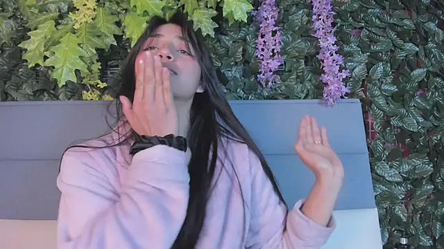 Sophy SmileSweet online show from 12-10-24, 06:06