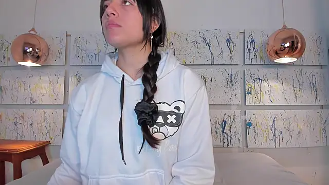 Snapshot of Sophy_SmileSweet chatting on 01-13-25, 11:52 Sophy SmileSweet online show from 01-13-25, 11:52