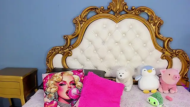 AlanaJones1 online show from 03-31-26, 03:41