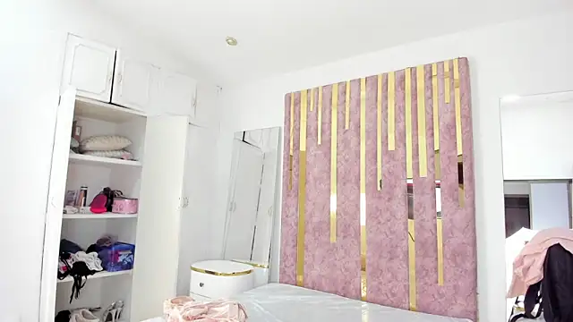 LeahxBarker online show from 01-24-25, 11:34