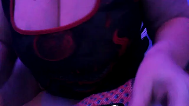 Snapshot of juscjen chatting on 11-17-25, 09:59 juscjen online show from 11-17-25, 09:59