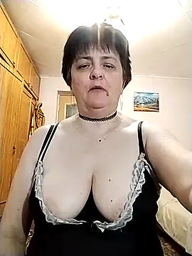 IsXLoves online show from 09-11-25, 05:02