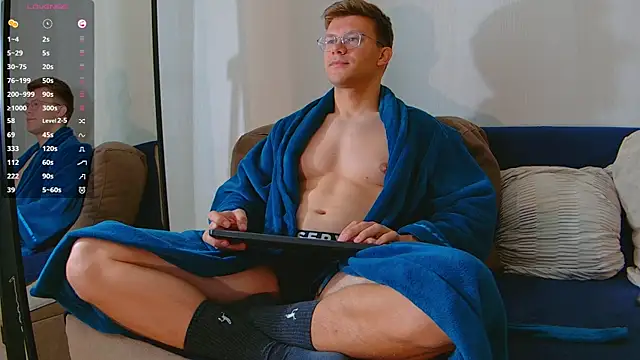 sweetbubble11 online show from 10-01-25, 08:42