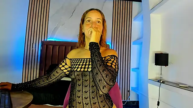 ChloeParkss  online show from 02-04-25, 11:49