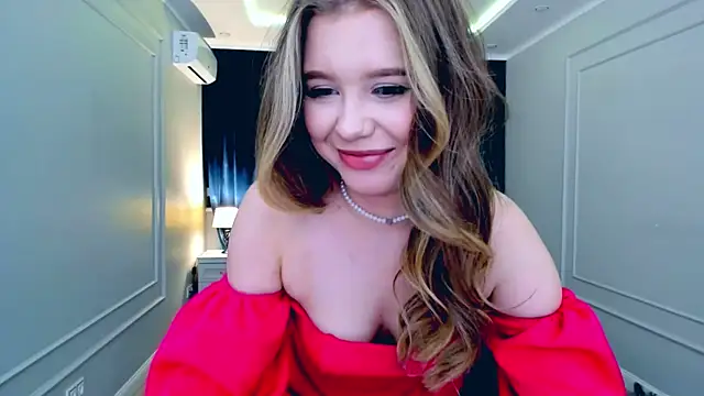 FollowLovee online show from 03-18-25, 06:04