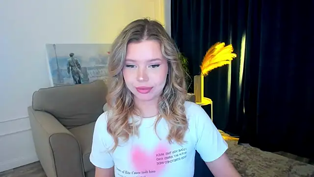 FollowLovee online show from 06-22-26, 03:36