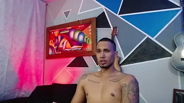 Snapshot of MagnusFrost chatting on 03-16-26, 07:40 MagnusFrost online show from 03-16-26, 07:40