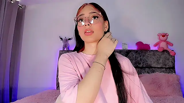 Snapshot of Valentina_Alba chatting on 01-10-25, 09:10 Valentina Alba online show from 01-10-25, 09:10