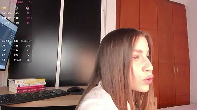 LynnSam  online show from 02-03-26, 10:59