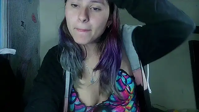 Snapshot of Elith_20 chatting on 01-12-25, 10:12 Elith 20 online show from 01-12-25, 10:12