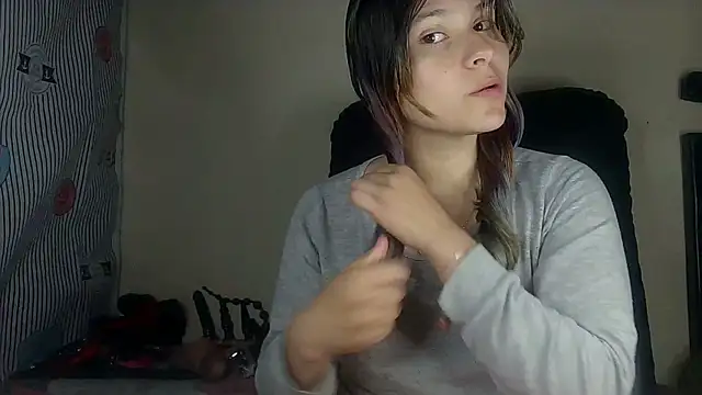 Snapshot of Elith_20 chatting on 01-20-25, 02:46 Elith 20 online show from 01-20-25, 02:46