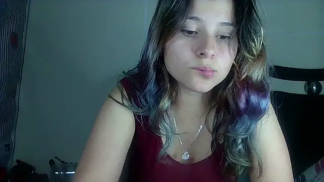 Snapshot of Elith_20 chatting on 01-21-25, 06:43 Elith 20 online show from 01-21-25, 06:43