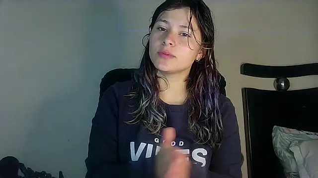 Snapshot of Elith_20 chatting on 01-23-25, 07:11 Elith 20 online show from 01-23-25, 07:11