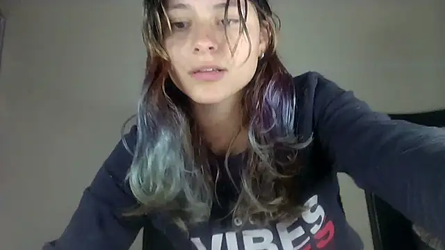 Snapshot of Elith_20 chatting on 01-23-25, 01:24 Elith 20 online show from 01-23-25, 01:24