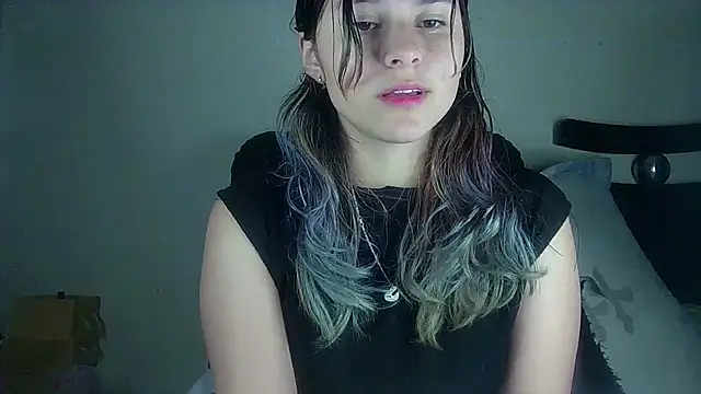 Snapshot of Elith_20 chatting on 01-27-25, 12:26 Elith 20 online show from 01-27-25, 12:26