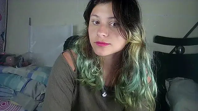 Snapshot of Elith_20 chatting on 02-11-25, 06:19 Elith 20 online show from 02-11-25, 06:19