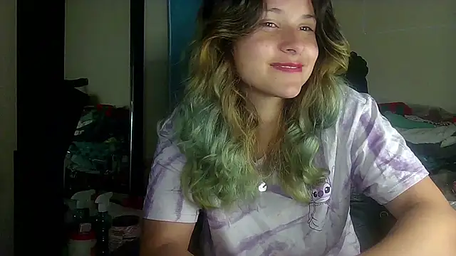 Snapshot of Elith_20 chatting on 02-22-25, 10:29 Elith 20 online show from 02-22-25, 10:29